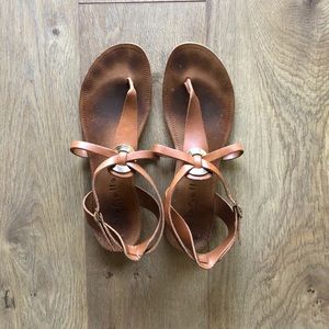 Mariella Leather Sandals